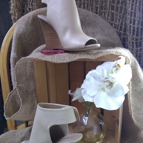 Aldo Shoes - ALDO wedge footwear